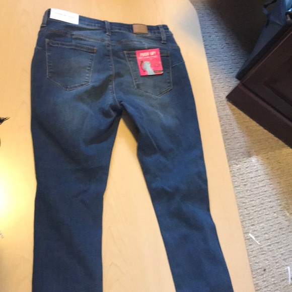 Bluenotes Jordan curving jegging brand new - Picture 4 of 4
